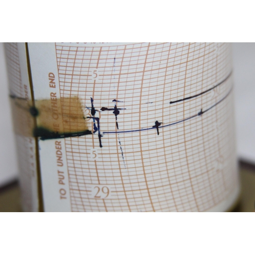 504 - VINTAGE GERMAN BAROGRAPH