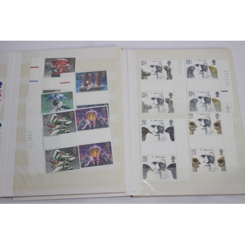 511 - 5 X SMALL STAMP ALBUMS AND CONTENTS