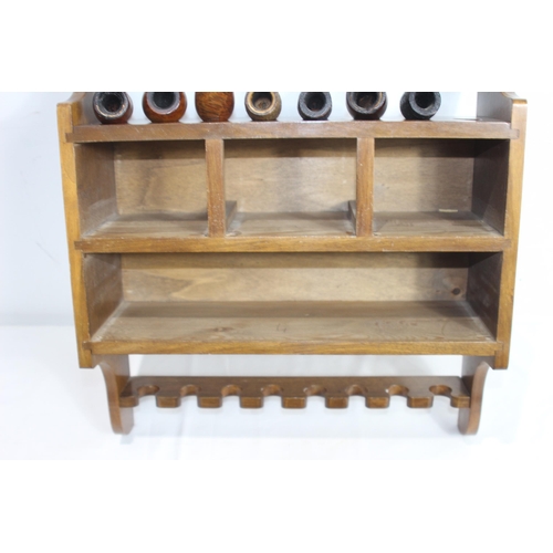 514 - VINTAGE PIPE RACK AND PIPES 
48 X 40CM