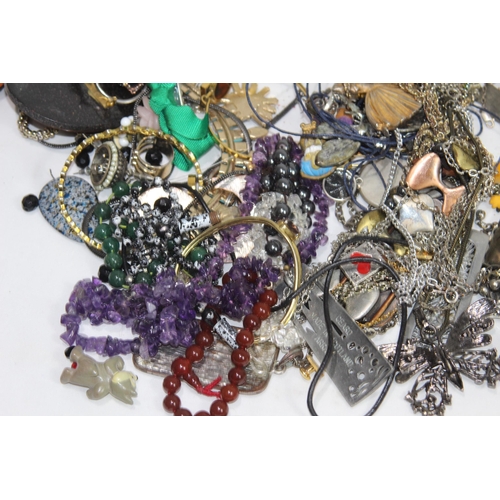 530 - BOX OF COSTUME JEWELLERY