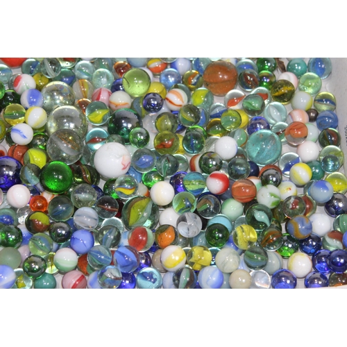 531 - BOX OF MARBLES