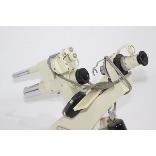 545 - VINTAGE JAPANESE TOPCON MICROSCOPE