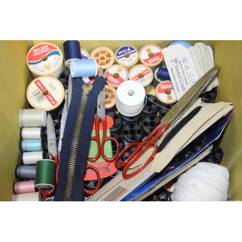 555 - HABERDASHERY BOX AND CONTENTS