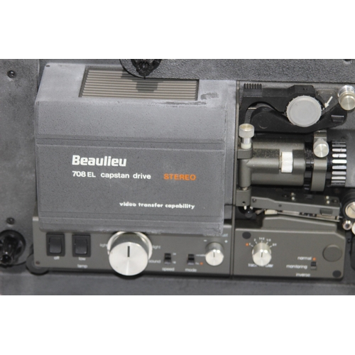 556 - VINTAGE BEAULLEU PROJECTOR