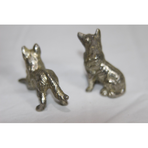 563 - QUANTITY OF PEWTER AND PLATED ANIMAL FIGURES 
6CM