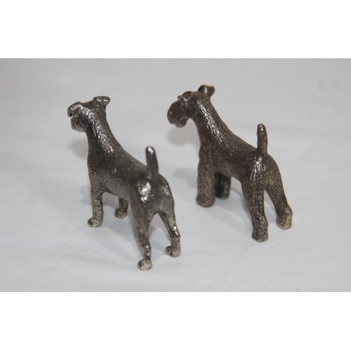 563 - QUANTITY OF PEWTER AND PLATED ANIMAL FIGURES 
6CM