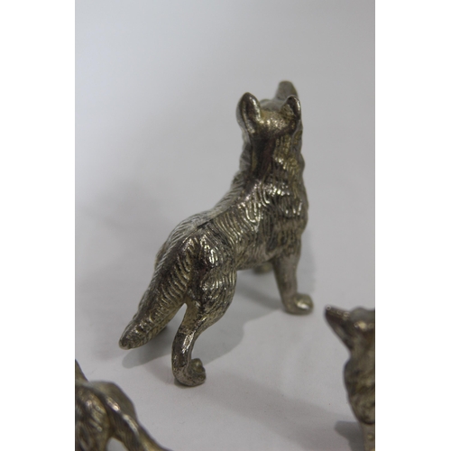 563 - QUANTITY OF PEWTER AND PLATED ANIMAL FIGURES 
6CM