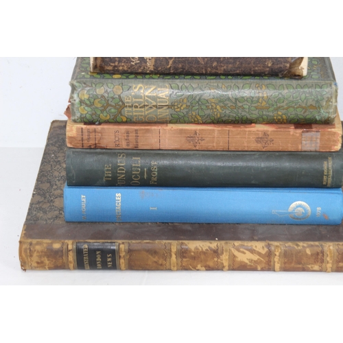 570 - LARGE QUANTITY OF VINTAGE BOOKS