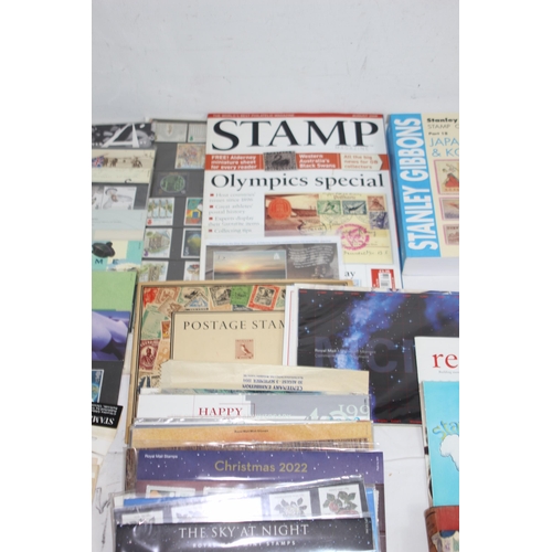 572 - QUANTITY OF STAMPS AND FIRST DAY COVERS ETC