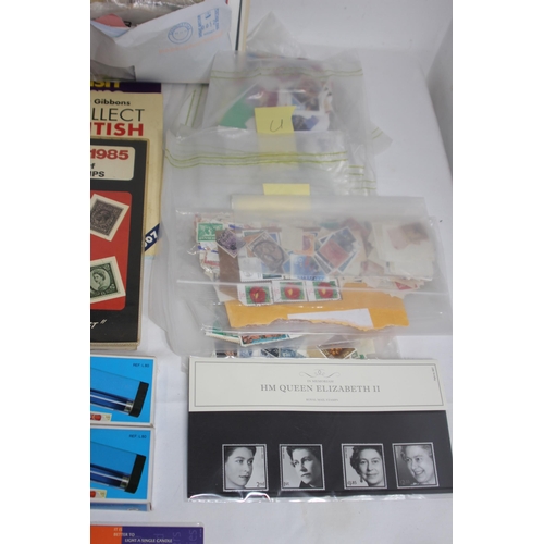 572 - QUANTITY OF STAMPS AND FIRST DAY COVERS ETC