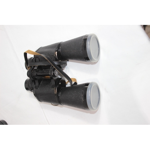 576 - 3 X VINTAGE PAIRS OF PRINZ 10 X 50 BINOCULARS