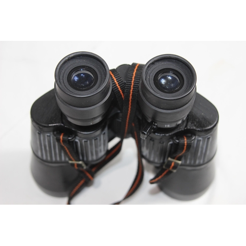 576 - 3 X VINTAGE PAIRS OF PRINZ 10 X 50 BINOCULARS