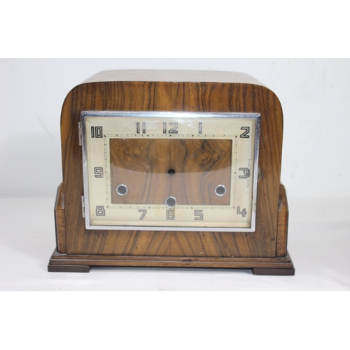 581 - QUANTITY OF VINTAGE MANTLE CLOCKS