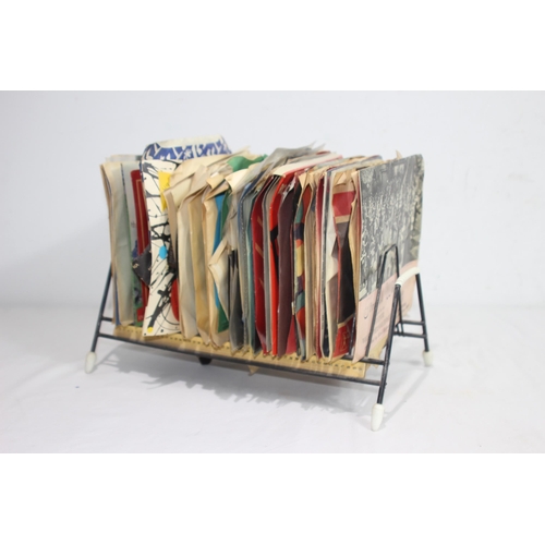 592 - RETRO RECORD RACK AND CONTENTS