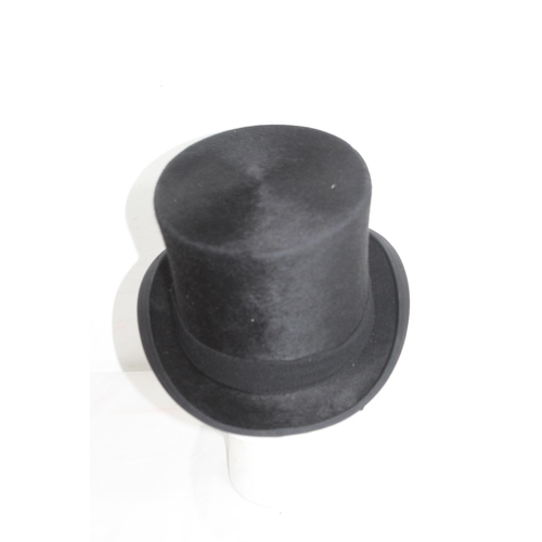 597 - VINTAGE MOSS BROS TOP HAT - SIZE 7 1/8 - 58