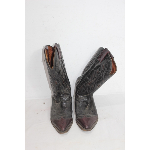 635 - 2 X PAIRS OF COWBOY BOOTS