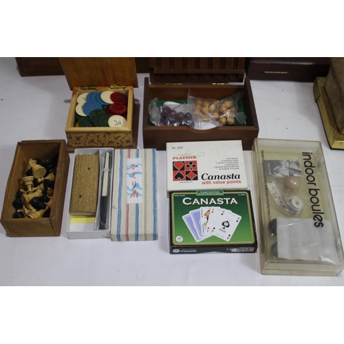 685 - LARGE QUANTITY OF VINTAGE GAMES ETC