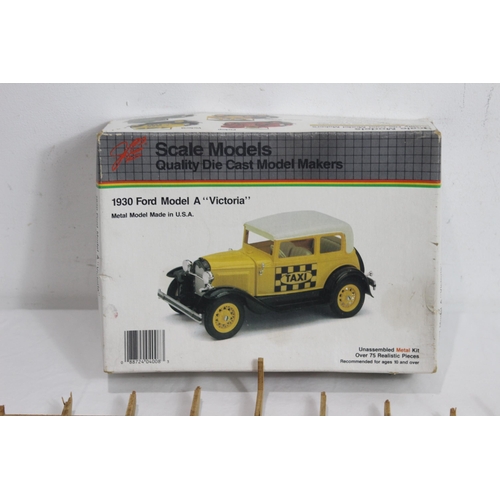 694 - MODEL CAR AND BOAT KITS