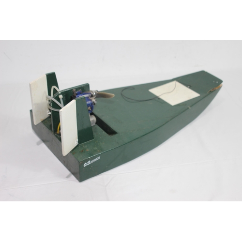 702 - MODEL BOAT WITH ENGINE - DAMAGE TO FRONT