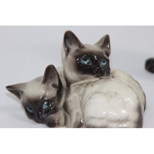 826 - 2 X BESWICK CATS 
17CM