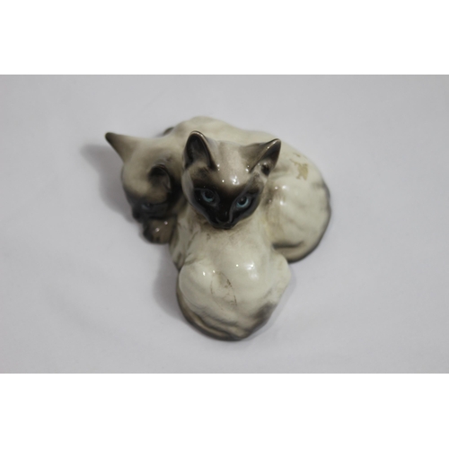 826 - 2 X BESWICK CATS 
17CM