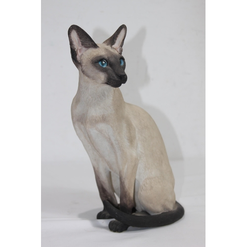 836 - CAT FIGURE 
30CM