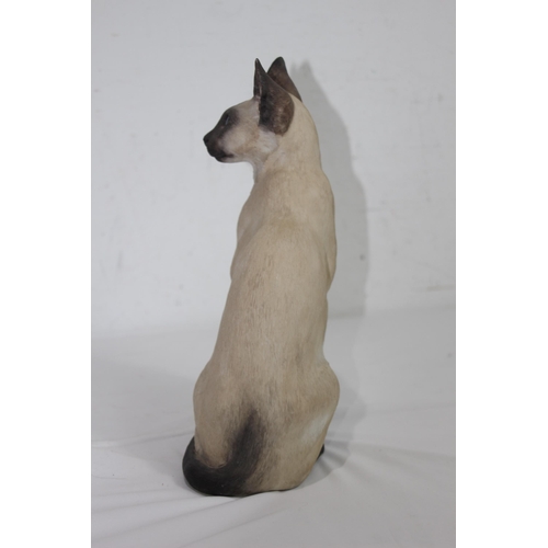 836 - CAT FIGURE 
30CM