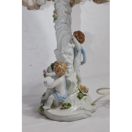 235 - CARODIMONTE FIGURE LAMP
56CM