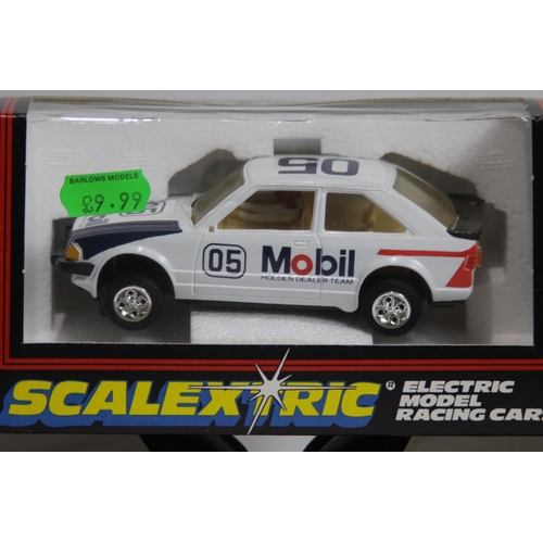 712 - 3 X BOXED VINTAGE SCALEXTRIC CARS