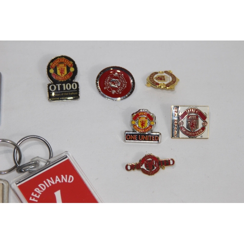 734 - QUANTITY OF MAN UNITED EPHEMERA