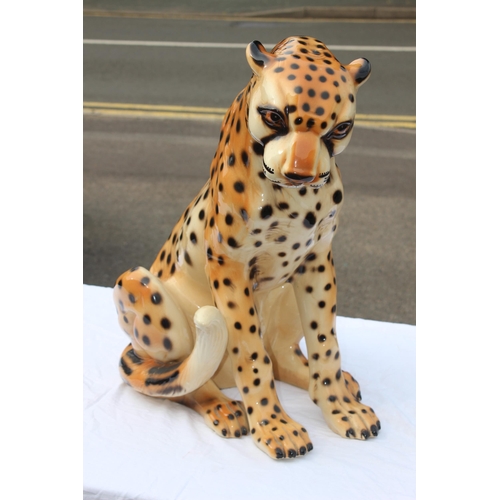 834 - LARGE VINTAGE LEOPARD FIGURE - A/F TO TAIL
66 X 62CM