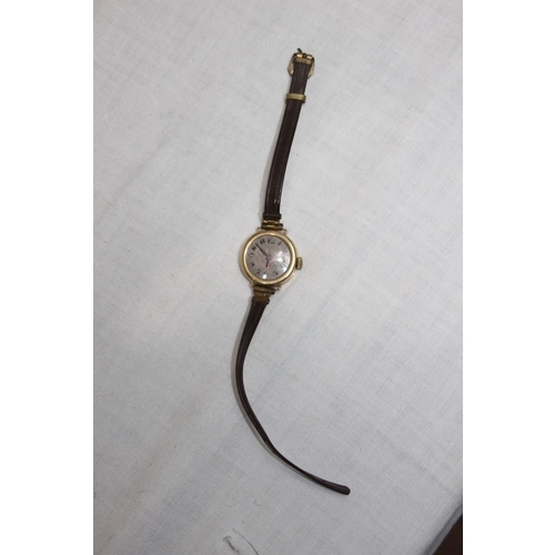 1168 - VINTAGE 9CT GOLD BACKED WRISTWATCH