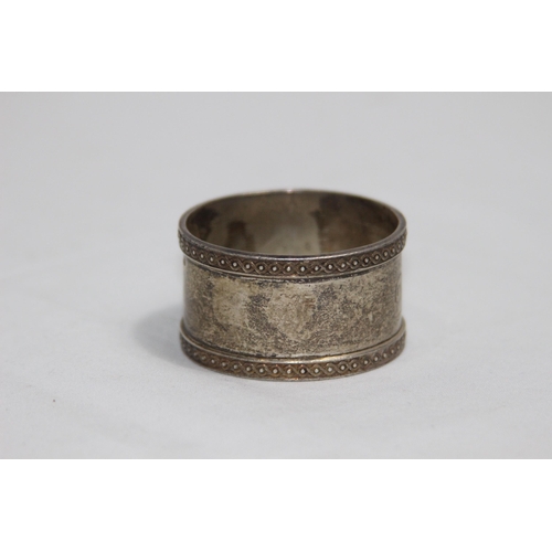 1137 - SILVER NAPKIN RING - SHEFFIELD 1945 - 38G