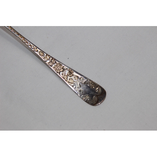 1151 - CASED SILVER PUSHER AND SPOON - SHEFFIELD 1909