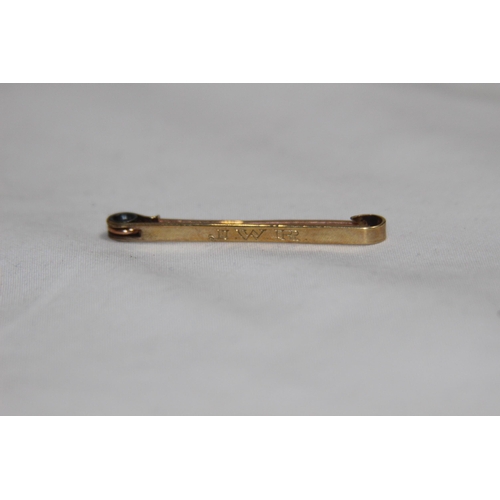 1222 - 9CT GOLD PIN - 1.6G