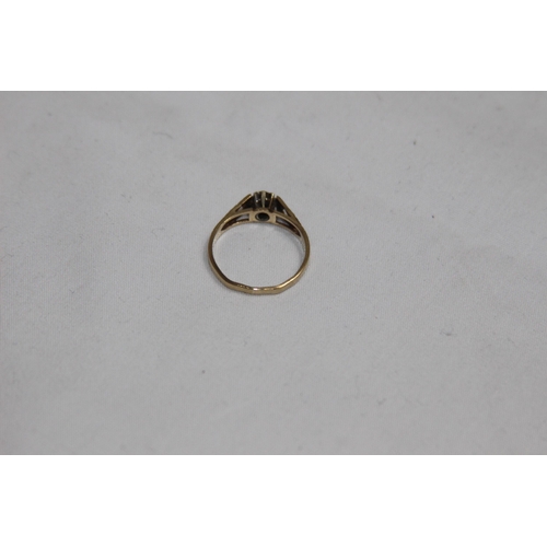 1225 - 9CT GOLD RING - 1.4G - SIZE K