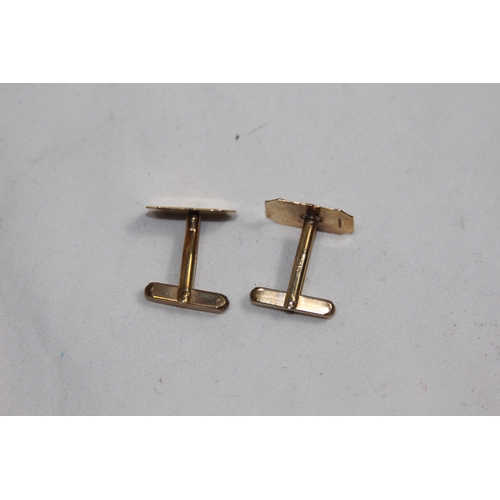 1230 - 9CT GOLD CUFFLINKS - 4.45G