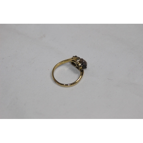 1232 - 18CT GOLD RING - 4.2G - SIZE N 1/2