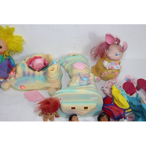 740 - QUANTITY OF VINTAGE DISNEY FIGURES AND TROLLS