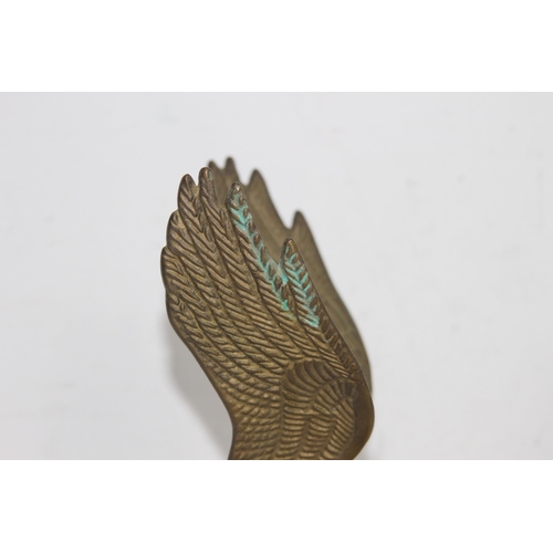 891 - PAIR OF BRASS EAGLES 
25CM