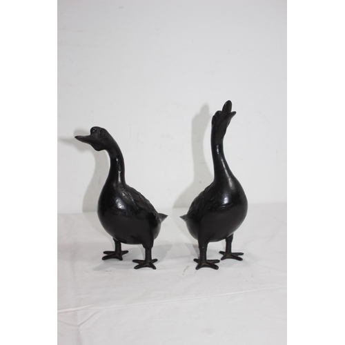 920 - PAIR OF JAPANESE BRONZED DUCKS 
29CM