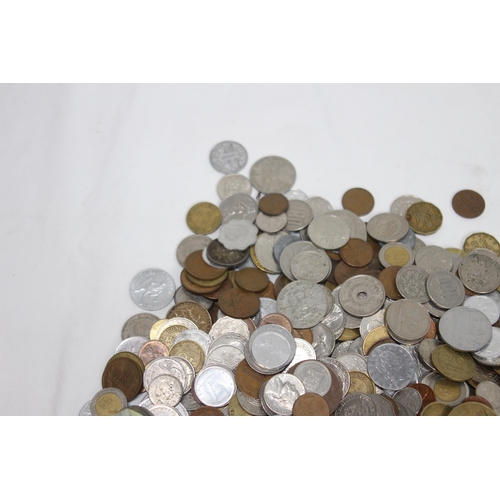 967 - LARGE QUANTITY OF VARIOUS COINS