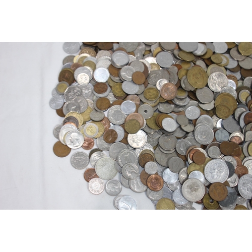 967 - LARGE QUANTITY OF VARIOUS COINS