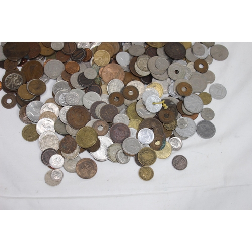 969 - QUANTITY OF VARIOUS COINS