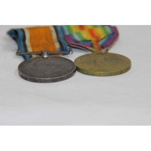 816 - 2 X WWI MEDALS TO PTE. G. WILLIAMS1-LOND.R AND WW2 MEDAL