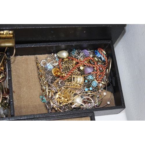 657 - 2 X JEWELLERY BOXES OF COSTUME JEWELLERY