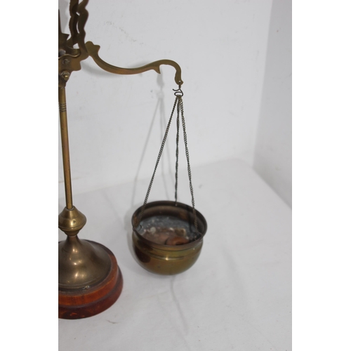 668 - VINTAGE BRASS SCALES 
44CM