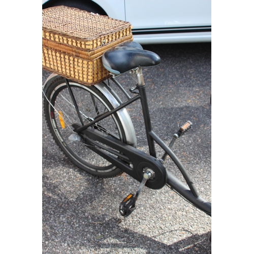 104 - TRADITIONAL REFRIGERATED ICE CREAM BIKE
218 X 80 X 109CM