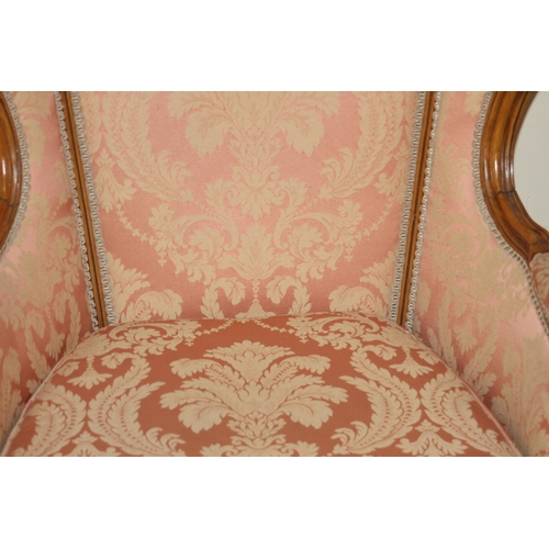 17 - VINTAGE ORNATE REPRO ARMCHAIR
70 X 60 X 98CM