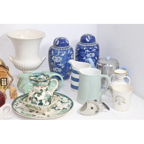 229 - LARGE QUANTITY OF GOOD MIXED CHINA 
28CM